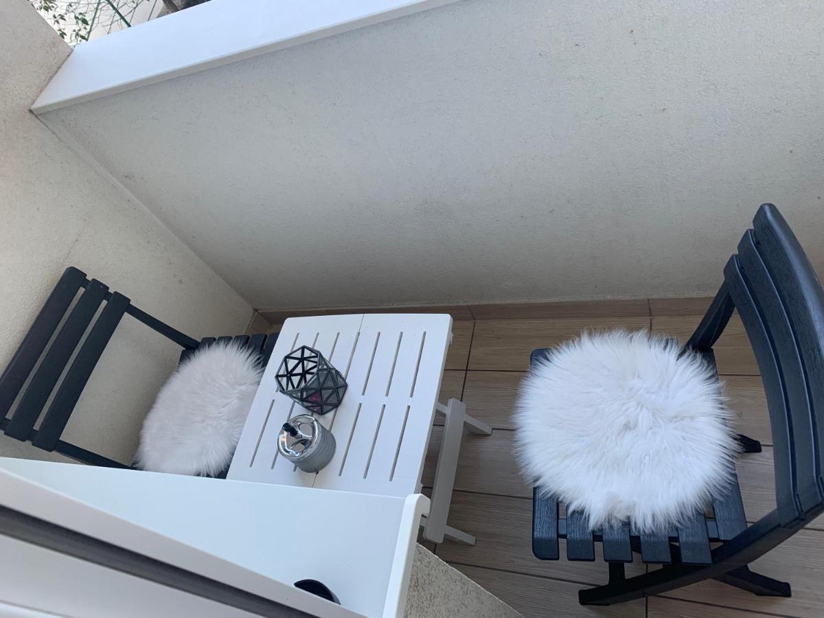 מוסטר Apartment Mistik מראה חיצוני תמונה
