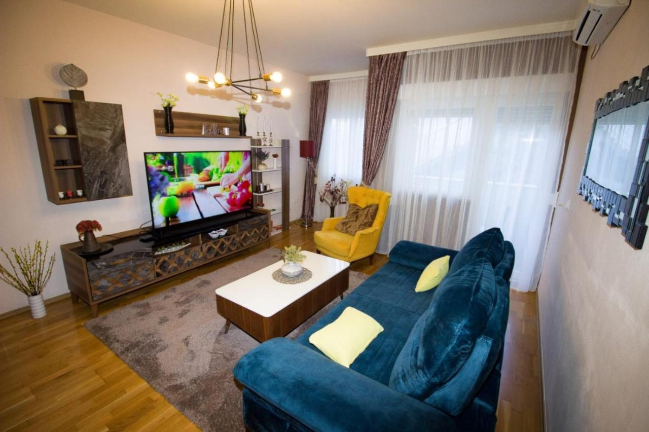 מוסטר Apartment Mistik מראה חיצוני תמונה